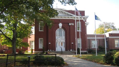 Warren County Courthouse