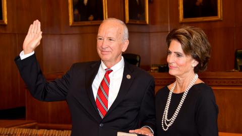 Chief Justice Paul Newby taking the oath of office